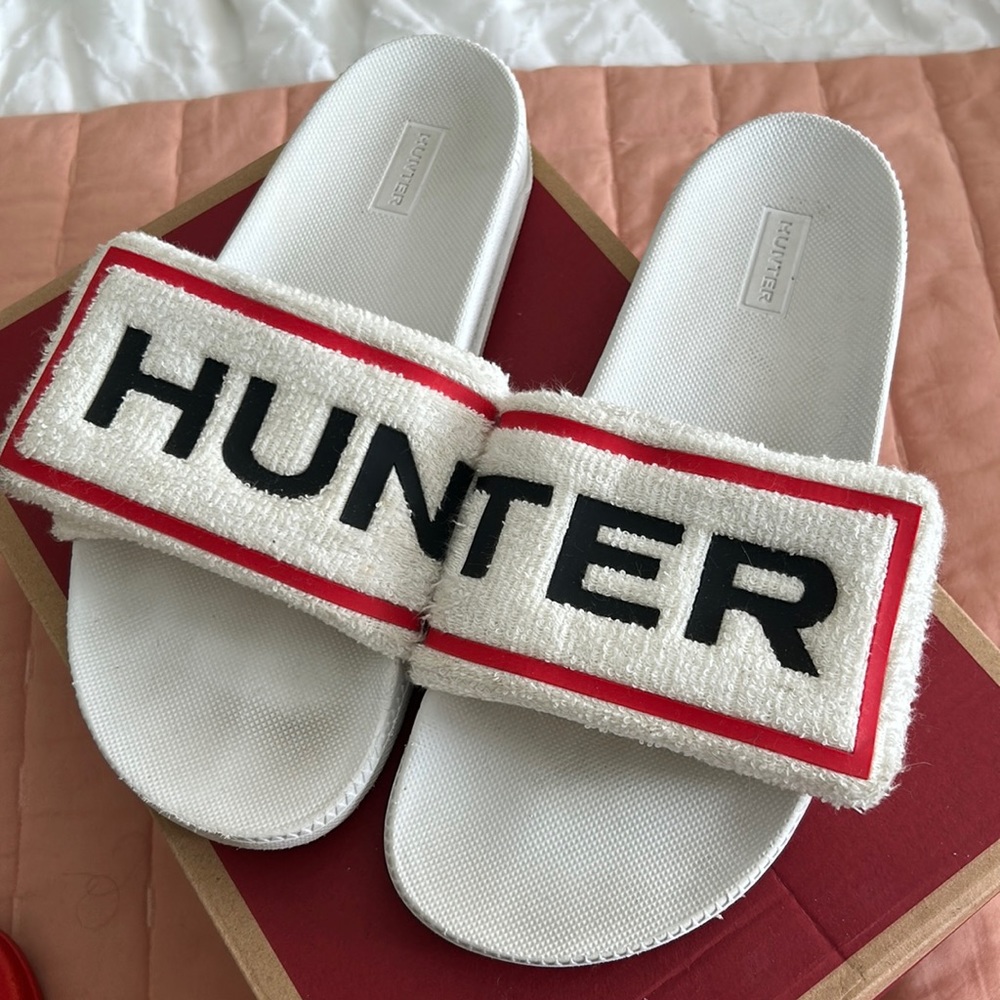 Pre loved hunter slides
